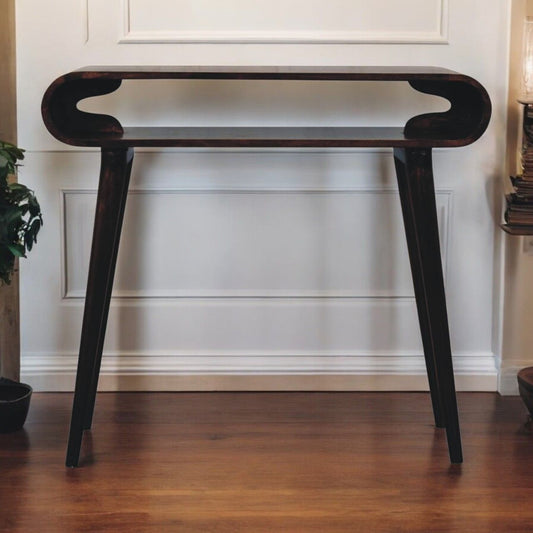 Amaya - Nordic Style Table