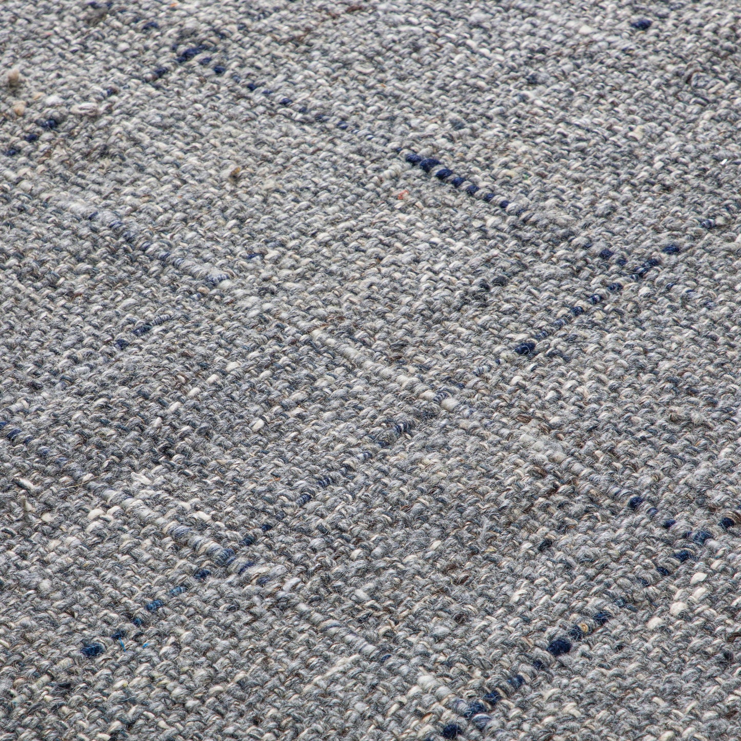 Tenney - 8' X 10' Area Rug - Gray / Blue